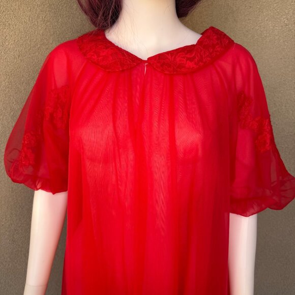 💋Vintage 1960s Shadowline Red Sheer Chiffon Lace Negligee💋 - Picture 2 of 8